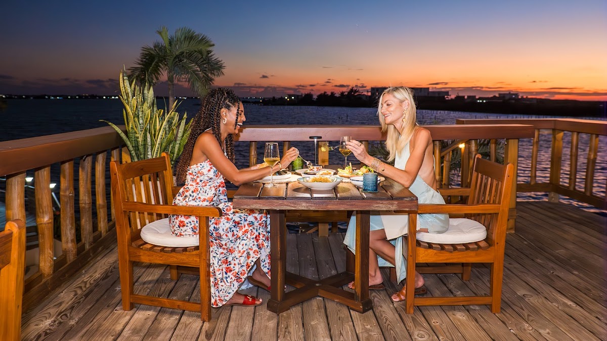 Akasha Restaurant & Lounge